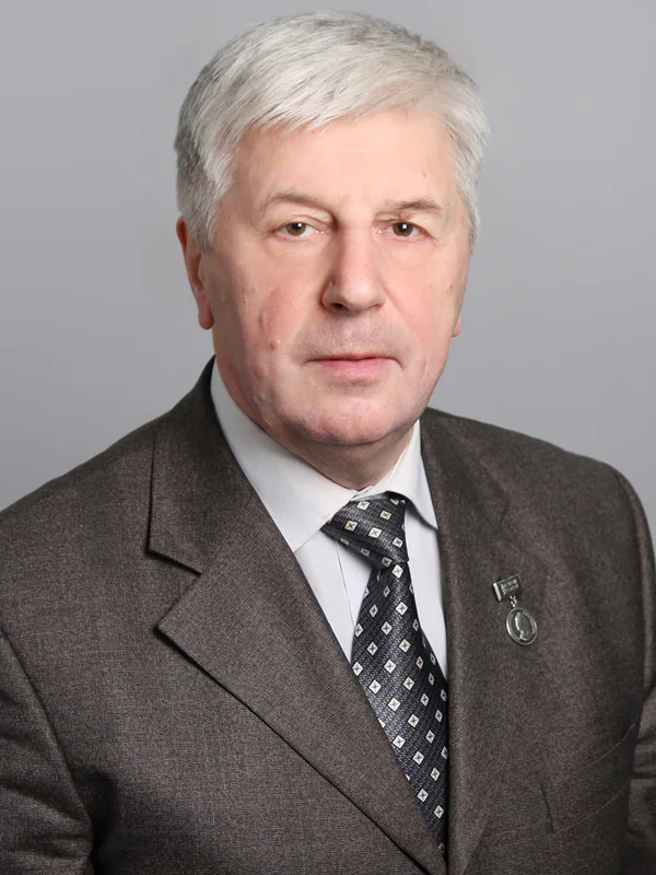 Пономарев Геннадий Николаевич